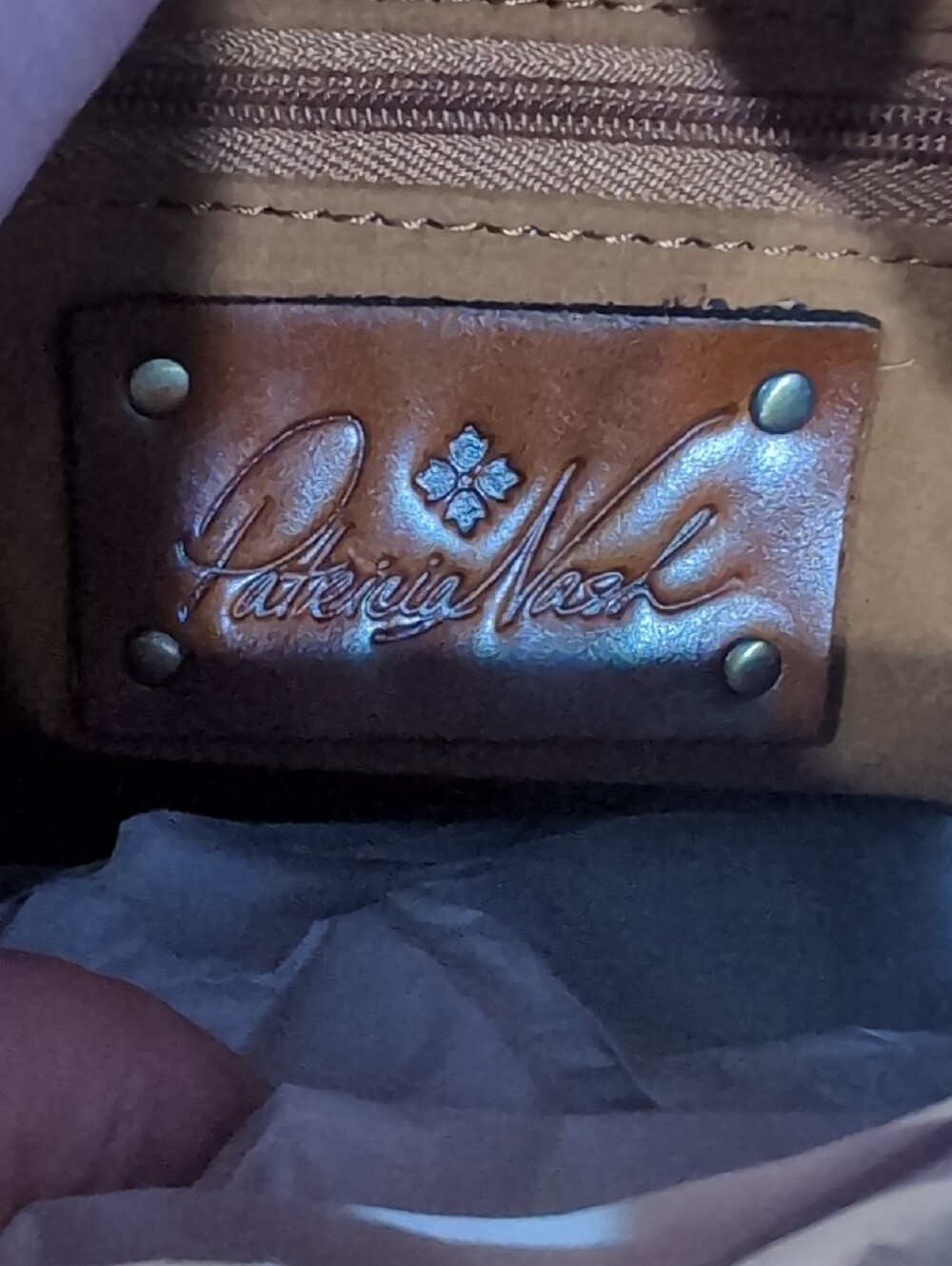 New Patricia Nash Calasetta Cognac Leather Crossbody Handbag - Picture 6 of 7